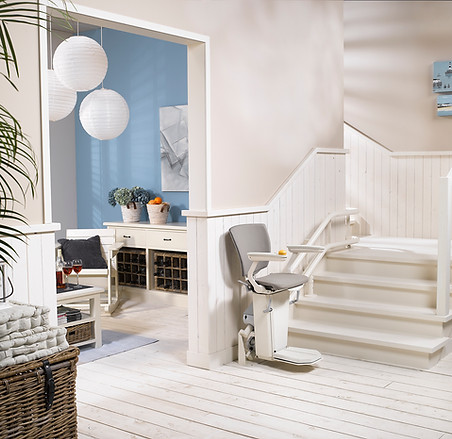 OTO-NA-Stairlift_end-of-stairs